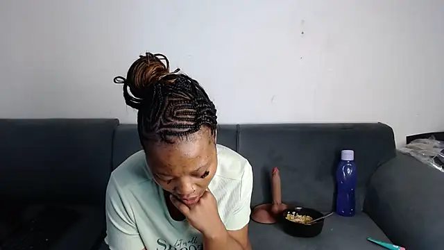 SZA Doja online show from February 17, 2026, 11:35 pm