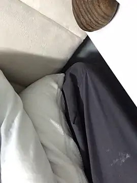 Snapshot of SZA_Doja chatting on September 17, 2025, 4:20 pm SZA Doja online show from September 17, 2025, 4:20 pm