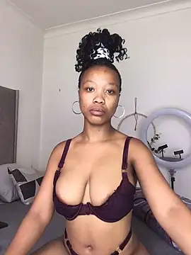 Snapshot of SZA_Doja chatting on December 30, 2024, 11:15 am SZA Doja online show from December 30, 2024, 11:15 am