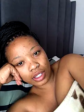 Snapshot of SZA_Doja chatting on October 19, 2025, 8:06 am SZA Doja online show from October 19, 2025, 8:06 am