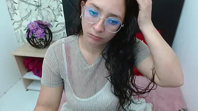 sarax ximena online show from April 11, 2026, 7:45 am