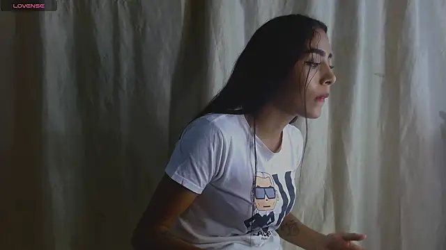 AntonellaAndNoah online show from December 5, 2024, 12:58 am