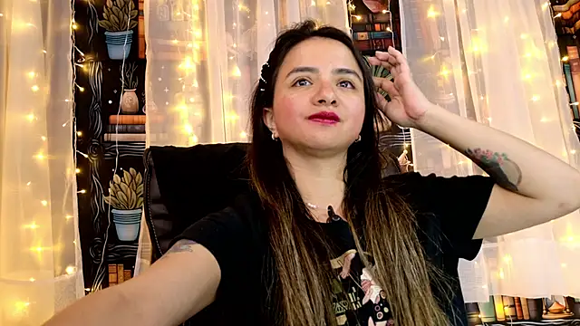 julietta   jackson online show from June 11, 2026, 12:32 am