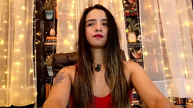 Snapshot of julietta___jackson chatting on July 7, 2026, 11:08 pm julietta jackson online show from July 7, 2026, 11:08 pm