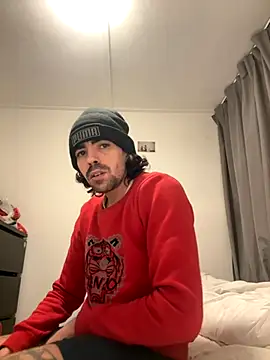 Snapshot of wolfwhite95 chatting on October 29, 2025, 10:20 pm wolfwhite95 online show from October 29, 2025, 10:20 pm