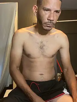 Snapshot of Chico_Bellaco chatting on September 22, 2025, 12:33 pm Chico Bellaco online show from September 22, 2025, 12:33 pm