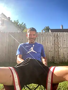 Snapshot of Chico_Bellaco chatting on September 29, 2025, 2:23 pm Chico Bellaco online show from September 29, 2025, 2:23 pm