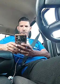 Snapshot of Chico_Bellaco chatting on September 27, 2025, 3:40 pm Chico Bellaco online show from September 27, 2025, 3:40 pm