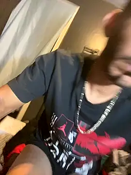 Snapshot of Chico_Bellaco chatting on September 20, 2025, 4:50 am Chico Bellaco online show from September 20, 2025, 4:50 am