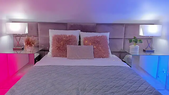 Snapshot of MonteCarla chatting on March 12, 2025, 2:12 pm MonteCarla online show from March 12, 2025, 2:12 pm