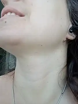 ShelaDiass online show from July 9, 2026, 2:45 am