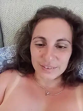 ShelaDiass online show from July 1, 2026, 1:17 am