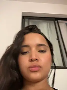 MollySanders    online show from January 28, 2025, 12:47 am