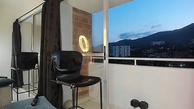 Snapshot of smit_hot_sr chatting on September 8, 2025, 11:15 pm smit hot sr online show from September 8, 2025, 11:15 pm