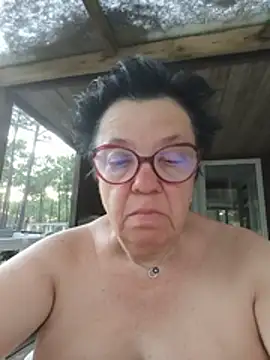 Vandeae44 online show from May 24, 2026, 7:14 pm