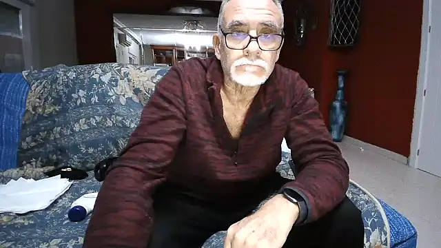 maduroguapo online show from January 19, 2025, 10:06 pm