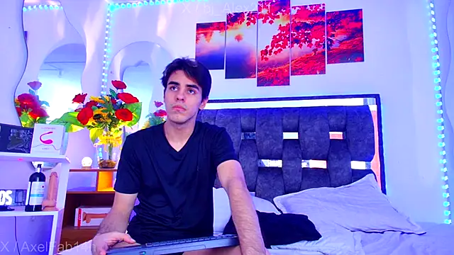 Snapshot of Alex_and_Fabian chatting on September 30, 2025, 7:53 pm Alex and Fabian online show from September 30, 2025, 7:53 pm