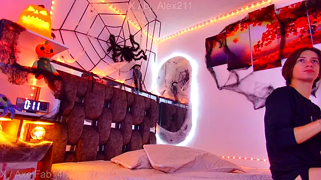 Snapshot of Alex_and_Fabian chatting on October 20, 2025, 8:31 pm Alex and Fabian online show from October 20, 2025, 8:31 pm