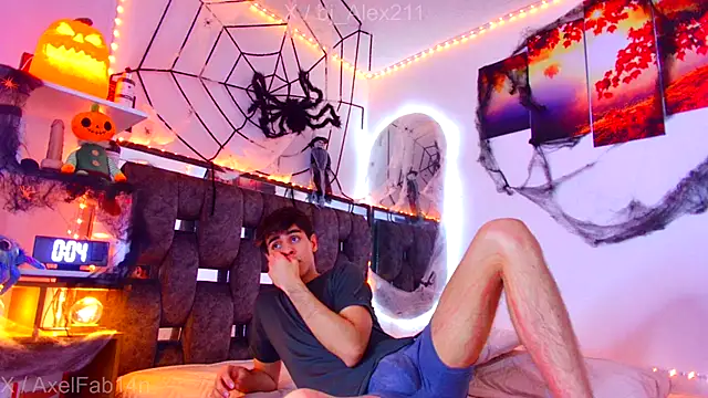 Snapshot of Alex_and_Fabian chatting on October 25, 2025, 9:26 pm Alex and Fabian online show from October 25, 2025, 9:26 pm