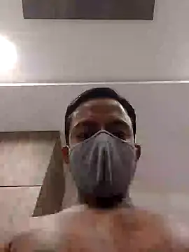 Snapshot of lovablesam chatting on December 18, 2024, 7:08 pm lovablesam online show from December 18, 2024, 7:08 pm