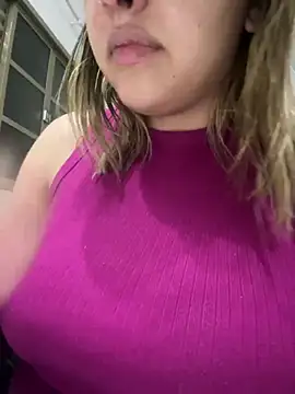 sweetshygirl online show from February 7, 2025, 4:16 am