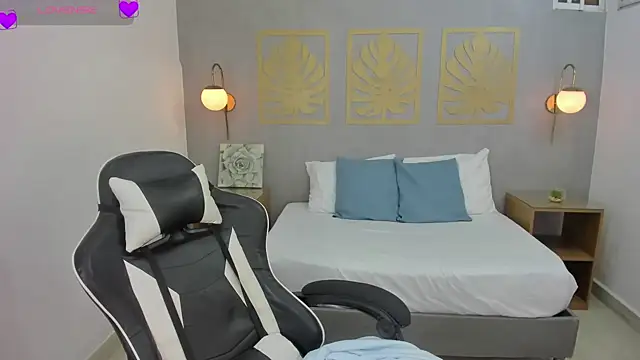 lia sexx19 online show from March 5, 2025, 6:01 am