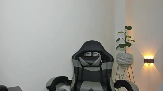 maroly 21 online show from October 8, 2025, 7:25 pm