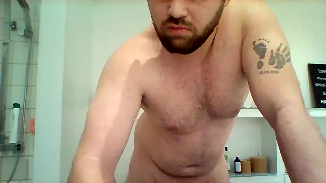 danishcock2 online show from March 19, 2025, 10:00 am