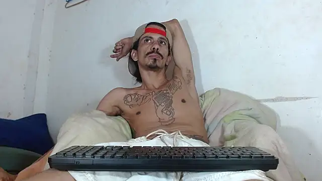 damian bottom bigcock online show from July 8, 2026, 9:04 pm
