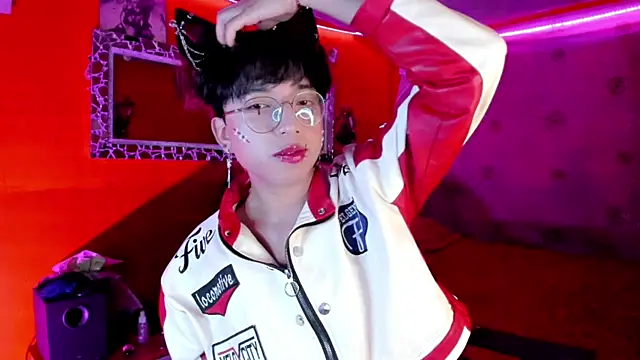 AnggelONfiree online show from October 12, 2025, 4:25 am