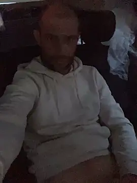 Zbochunec online show from September 30, 2025, 5:02 am