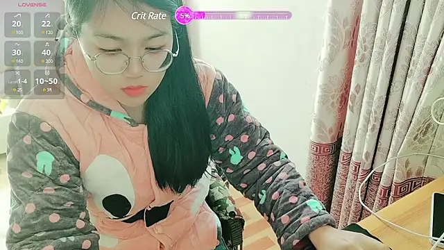 luoxuwen online show from January 21, 2025, 2:00 am