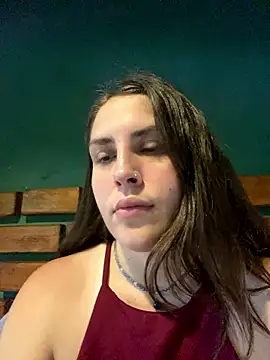 isadelasestrellas online show from January 7, 2026, 8:47 pm