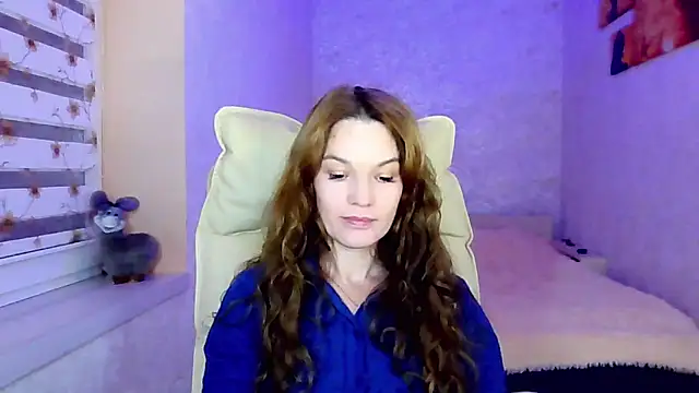 impossibleluna online show from October 2, 2025, 6:00 pm