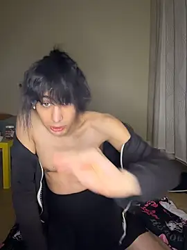 egirl711 online show from February 14, 2026, 5:18 am