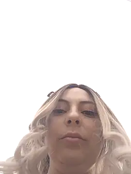 madelaine- online show from September 18, 2025, 9:29 pm