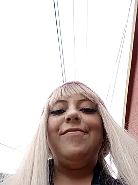 madelaine- online show from February 5, 2025, 7:31 pm