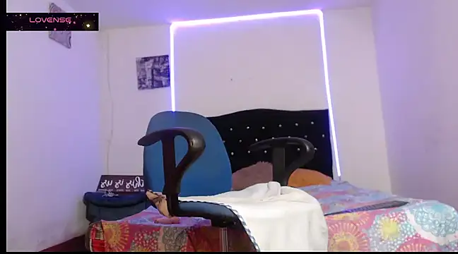 Snapshot of tony_landri chatting on February 26, 2025, 2:41 am tony landri online show from February 26, 2025, 2:41 am