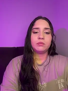 valentina jonnes1 online show from May 20, 2026, 4:53 am