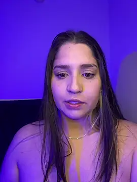 valentina jonnes1 online show from May 17, 2026, 11:16 pm