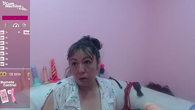 Snapshot of Drool_Sucker chatting on September 24, 2025, 12:00 pm Drool Sucker online show from September 24, 2025, 12:00 pm