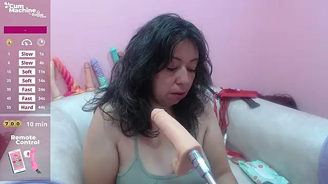 Snapshot of Drool_Sucker chatting on September 21, 2025, 12:10 pm Drool Sucker online show from September 21, 2025, 12:10 pm