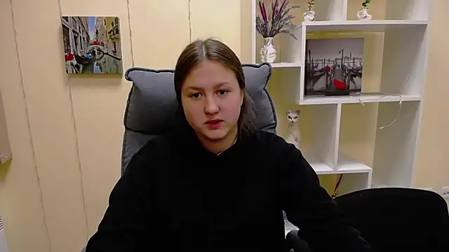  sofi smile online show from March 19, 2025, 9:27 pm