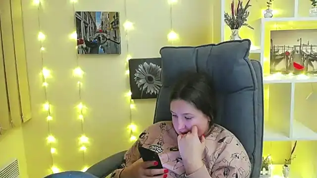  sofi smile online show from February 7, 2025, 9:26 pm