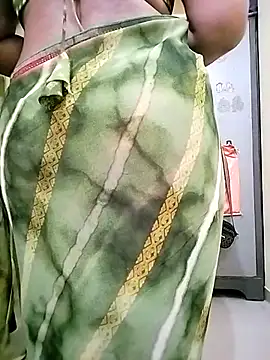 PayalSharmahot143 online show from March 18, 2025, 10:07 am