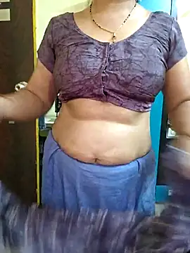 PayalSharmahot143 online show from May 28, 2026, 5:15 am