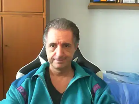 Snapshot of lliuk70mi chatting on March 2, 2025, 12:36 pm lliuk70mi online show from March 2, 2025, 12:36 pm