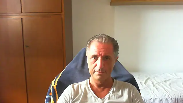 lliuk70mi online show from July 8, 2026, 3:34 pm