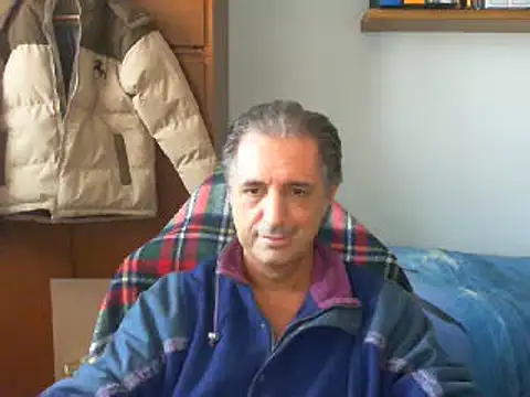 Snapshot of lliuk70mi chatting on December 14, 2025, 2:00 pm lliuk70mi online show from December 14, 2025, 2:00 pm