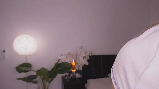 Snapshot of Nicole_youthfull chatting on January 19, 2025, 8:41 pm Nicole youthfull online show from January 19, 2025, 8:41 pm